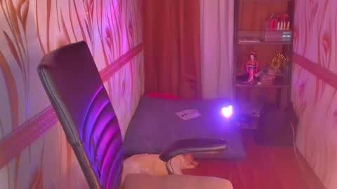 Barbie Brown online show from November 3, 2025, 3:52 am