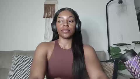 Snapshot of goddessblackk chatting on February 11, 2026, 2:16 am Miss Raven Black online show from February 11, 2026, 2:16 am