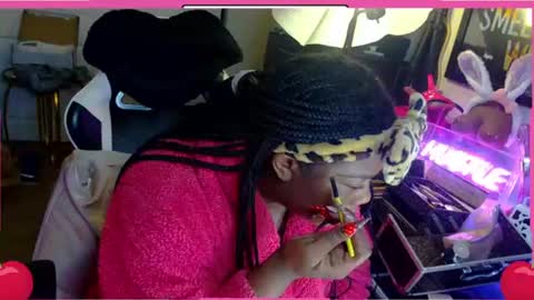 Snapshot of goddesscocoaa chatting on June 14, 2026, 2:24 am Goddess Cocoa online show from June 14, 2026, 2:24 am