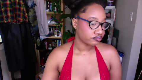 Snapshot of goddessdaisysky chatting on September 19, 2025, 4:29 pm Goddess Daisy Sky online show from September 19, 2025, 4:29 pm