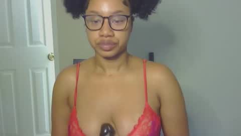 Snapshot of goddessdaisysky chatting on October 19, 2025, 6:08 pm Goddess Daisy Sky online show from October 19, 2025, 6:08 pm