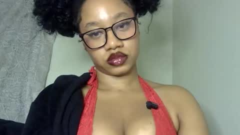 Snapshot of goddessdaisysky chatting on November 22, 2025, 4:11 am Goddess Daisy Sky online show from November 22, 2025, 4:11 am