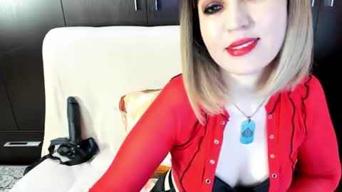 Snapshot of goddessemily_ chatting on July 14, 2026, 4:28 am goddessemily_ online show from July 14, 2026, 4:28 am