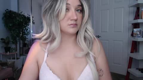 Goddess Emmy online show from March 17, 2026, 7:39 pm