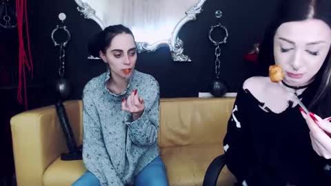 Snapshot of goddessgeorgia chatting on January 4, 2025, 4:54 pm Goddess Georgia online show from January 4, 2025, 4:54 pm
