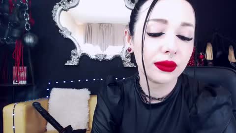 Snapshot of goddessgeorgia chatting on April 14, 2026, 3:29 pm Goddess Georgia online show from April 14, 2026, 3:29 pm