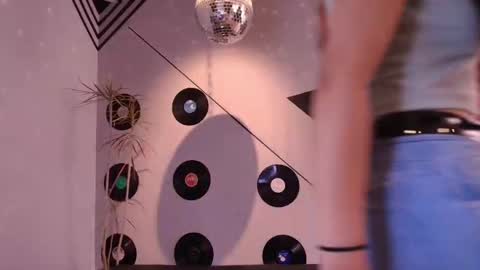 Snapshot of goddessjulieta chatting on November 16, 2025, 6:13 pm Julieta online show from November 16, 2025, 6:13 pm