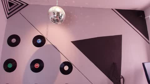 Snapshot of goddessjulieta chatting on November 22, 2025, 7:35 pm Julieta online show from November 22, 2025, 7:35 pm