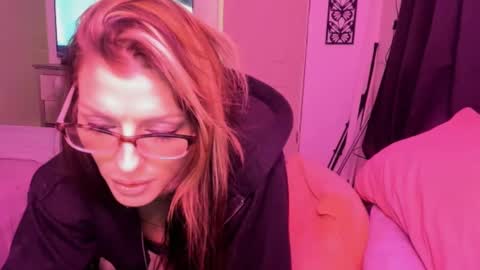 Snapshot of goddesskallie chatting on March 10, 2025, 10:04 am Kallie online show from March 10, 2025, 10:04 am