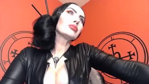 GODDESS MIDNIGHT online show from October 18, 2025, 6:19 pm