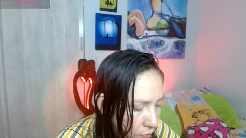  Naih Reyes online show from October 15, 2025, 10:32 pm