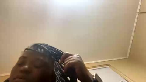 goddessnyia online show from January 21, 2025, 11:55 pm