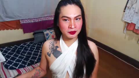 Snapshot of goddessoffertilityjane chatting on January 7, 2025, 4:27 pm QUEEN JANE online show from January 7, 2025, 4:27 pm