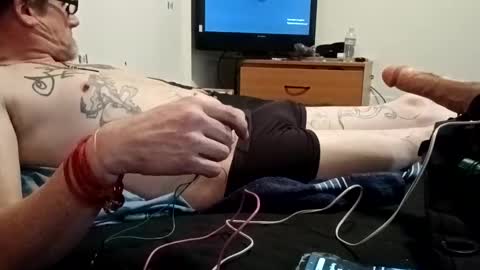 KCKK HOTTEST IN THE BAY online show from March 4, 2026, 5:24 am