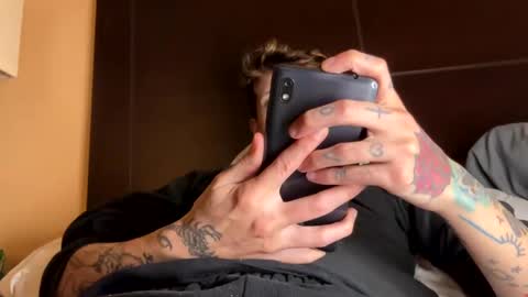 L online show from February 13, 2025, 10:54 pm