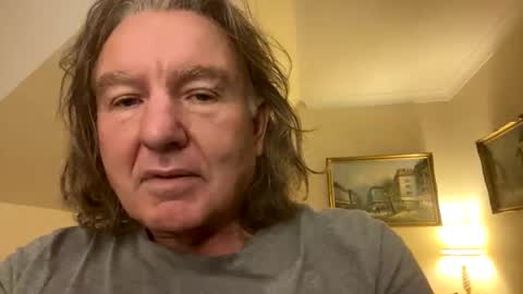 goingtobed198749 online show from October 24, 2025, 5:42 pm