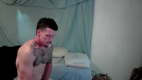 goinwild8900 online show from April 7, 2026, 9:37 pm