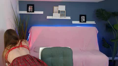 golden__rose online show from October 11, 2025, 12:04 pm