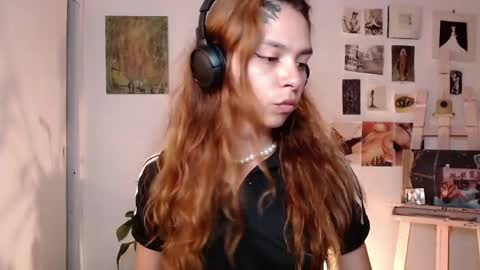 Snapshot of golden_alaska chatting on April 19, 2026, 11:40 pm Alaska online show from April 19, 2026, 11:40 pm