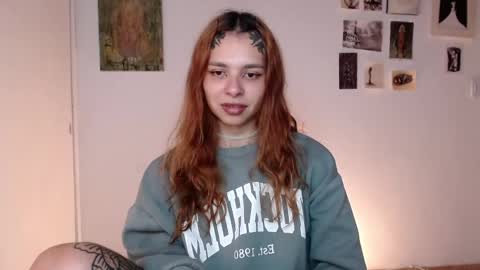 Snapshot of golden_alaska chatting on April 29, 2026, 10:49 pm Alaska online show from April 29, 2026, 10:49 pm