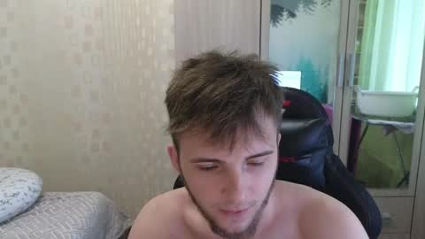 Golden boyyy21 online show from April 11, 2026, 3:27 pm