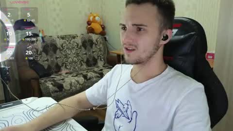 Golden boyyy21 online show from July 19, 2026, 5:27 pm