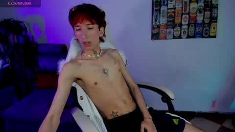 Snapshot of golden_twink_ chatting on May 28, 2026, 6:21 am JHONATH online show from May 28, 2026, 6:21 am