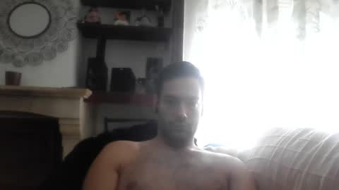 Snapshot of goldendragon19 chatting on October 7, 2025, 9:39 am goldendragon19 online show from October 7, 2025, 9:39 am