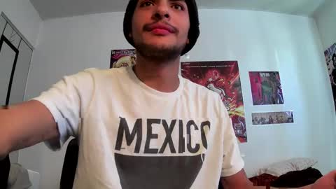 Snapshot of goldenflako chatting on March 3, 2025, 4:46 pm goldenflako online show from March 3, 2025, 4:46 pm