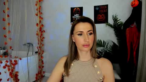 Olivia online show from November 5, 2025, 11:21 am