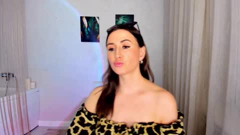 Olivia online show from March 18, 2026, 8:23 pm