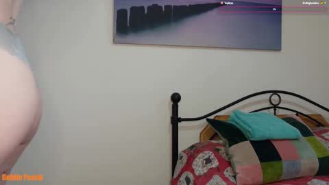 Goldie online show from November 10, 2025, 2:05 pm