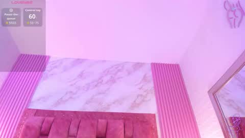 goldilockss15 online show from September 18, 2025, 3:08 am