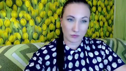 goldmoonn online show from March 2, 2025, 3:59 pm