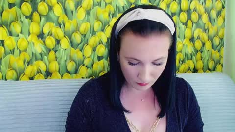 Snapshot of goldmoonn chatting on July 5, 2026, 2:02 pm goldmoonn online show from July 5, 2026, 2:02 pm