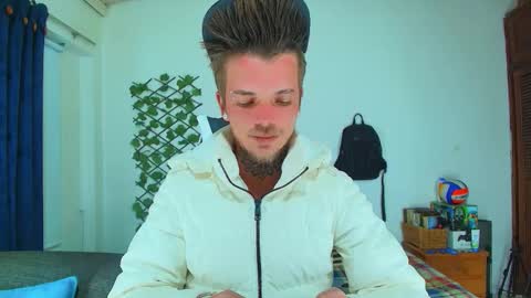 Goldy Loyal93 online show from October 9, 2025, 4:32 am