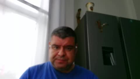 gomezgonz5 online show from October 14, 2025, 9:43 am