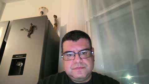 gomezgonz5 online show from October 16, 2025, 5:58 pm