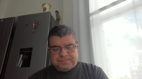 gomezgonz5 online show from October 20, 2025, 1:11 pm
