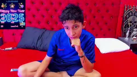 Snapshot of gomita_angel chatting on January 4, 2025, 9:41 pm angel online show from January 4, 2025, 9:41 pm