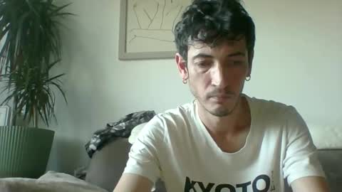 Snapshot of gon835 chatting on November 13, 2025, 12:48 pm Gon835 online show from November 13, 2025, 12:48 pm