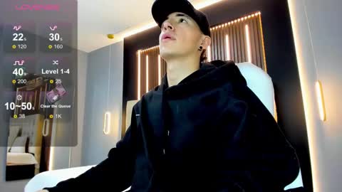 Snapshot of good_sheep chatting on February 8, 2026, 3:32 am good_sheep online show from February 8, 2026, 3:32 am