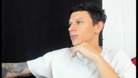 Snapshot of goodboy69i chatting on February 15, 2025, 4:45 pm goodboy69i online show from February 15, 2025, 4:45 pm