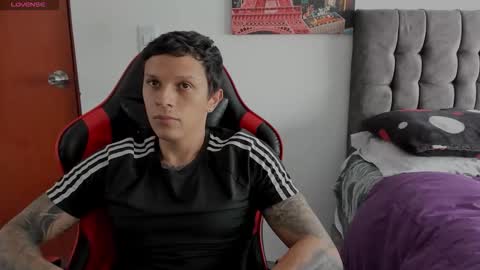 Snapshot of goodboy69i chatting on September 21, 2025, 12:29 pm goodboy69i online show from September 21, 2025, 12:29 pm