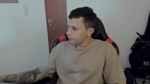 Snapshot of goodboy69i chatting on October 17, 2025, 11:24 am goodboy69i online show from October 17, 2025, 11:24 am