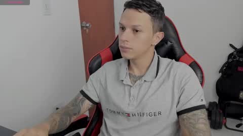 Snapshot of goodboy69i chatting on October 18, 2025, 11:11 am goodboy69i online show from October 18, 2025, 11:11 am