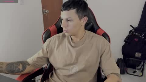 Snapshot of goodboy69i chatting on October 23, 2025, 11:57 pm goodboy69i online show from October 23, 2025, 11:57 pm