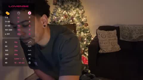 Snapshot of goodjob_jay chatting on December 27, 2024, 1:28 pm Goodjob Jay online show from December 27, 2024, 1:28 pm