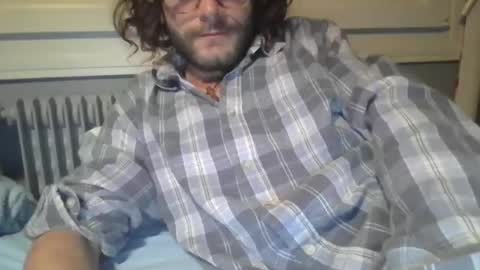 Snapshot of goodleek chatting on November 25, 2025, 5:24 pm gooleek online show from November 25, 2025, 5:24 pm