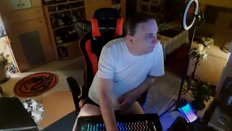 google5001 online show from November 15, 2025, 5:49 am